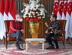 Profesor Hikmahanto Bongkar Fakta Jokowi Dikecoh Singapura