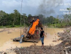 Kapolres Kuansing Pimpin Langsung Pelaksanaan Razia Penertiban Penambangan Emas Tanpa Izin ( PETI ) di 2 Kecamatan Kabupaten Kuansing