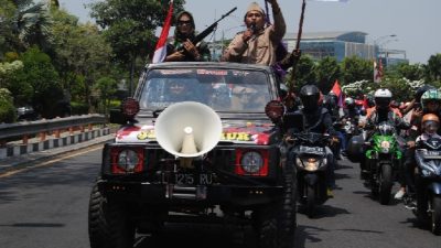 Sambut Kemerdekaan RI Ke 77 Pioneer Jatim Pawai Keliling Kota Pahlawan Surabaya