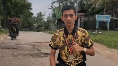Jalan Rusak Parah Di Simandolak, Aktivis Riau: Pemda Kuansing Buta Dan Tuli