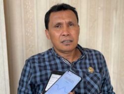 Kerusakan Meja Dan Kursi SDN 61 Afe Taduma Kadisdik Warning Kepala Sekolah