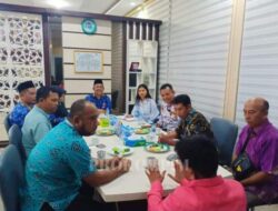 Pj Sekda Kabupaten Inhu Terima Kunjungan Silaturahmi Panitia Natal 2024