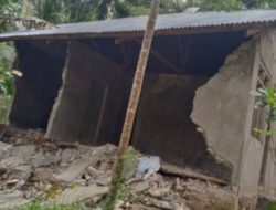 Rumah Hancur Diterjang Longsor, Warga Desa Haunobenak Terpaksa Tinggal di Rumah Darurat