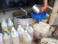 Pelayanan BBM Subsidi Dari Mobil Tengki PT. Maluku Indah Ke Pangkalan Kota Ternate Berjalan Lancar