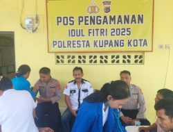 STIKES Nusantara Bantu Pospol Oesapa Berikan Layanan Tensi Gratis bagi Masyarakat