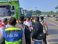 Demo ODOL Di Kota Semarang, Kapolres Semarang Pantau Langsung Rombongan Melintas Kabupaten Semarang