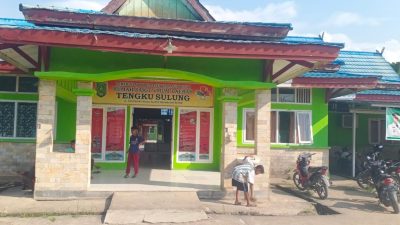 Dokter Iswandi, Direktur Rumah Sakit Umum Daerah Tengku Sulung Kecamatan Reteh, Diduga Jarang Hadir Di Kantor