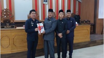 Rapat LKPJ Bupati 2024 Ditunda Sementara