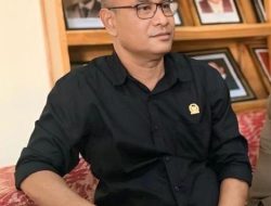 Wakil Ketua II DPRD TTS Aris Nenoban Klarifikasi: “Keputusan Ada di Paripurna, Tudingan Itu Tidak Benar”