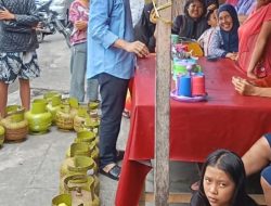 Banyak Dengar Keluhan Kelangkaan Gas Elpiji 3 kg, Jumat Berkah Bupati Fikri Sidak Ke Pangkalan 