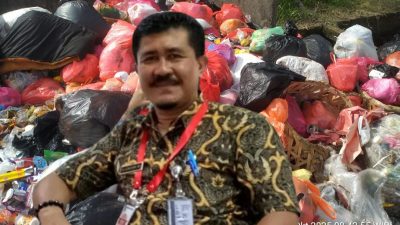 Setelah Viral Sampah Yang Menumpuk Tiba-tiba Mobil Yang Rusak Siap Meluncur Ber Operasi