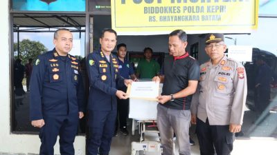Polda Kepri Gelar Konferensi Pers Pemulangan Jenazah Korban Kebakaran Kapal Federal