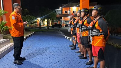 Mati Mesin Di Perairan Pulau Mare Kota Tidore, Kapal Ikan KM Putra Putri 02 Dalam Pencarian Tim SAR Ternate 